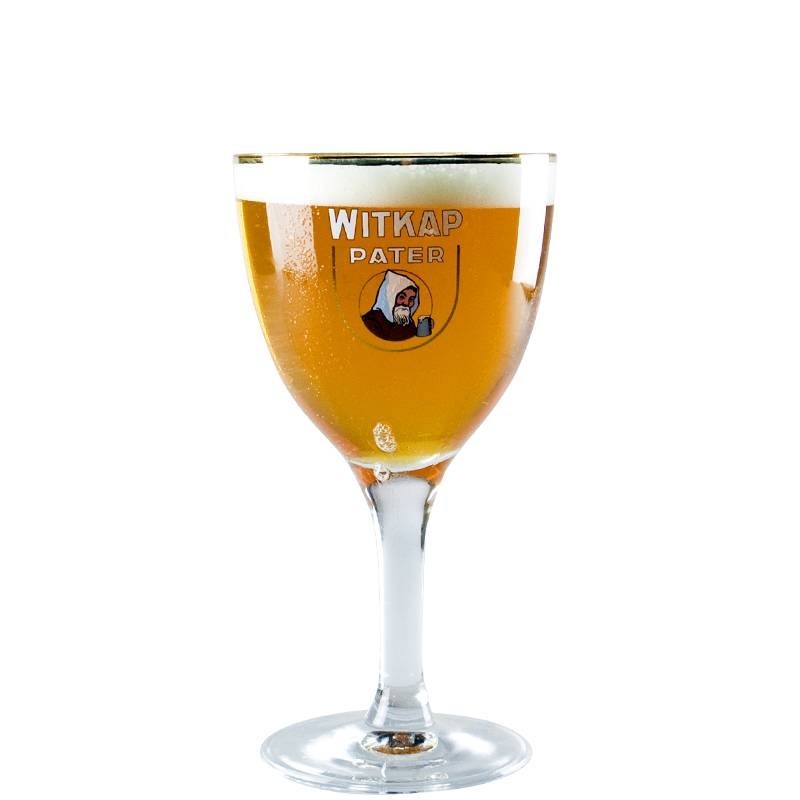 erre à bière Witkap Pater 25 cl avec inscription dorée sur fond neutre erre à bière Witkap Pater 25 cl avec inscription dorée sur fond neutre