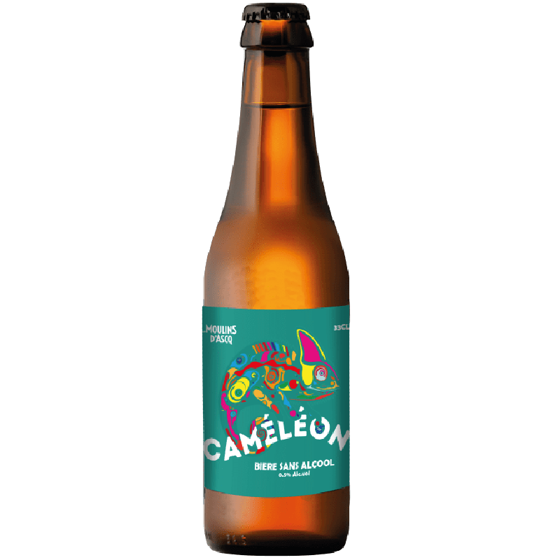 Bouteille de bière Caméléon 33 cl sans alcool de la Brasserie Moulins d’Ascq sur fond neutre Bouteille de bière Caméléon 33 cl sans alcool de la Brasserie Moulins d’Ascq sur fond neutre